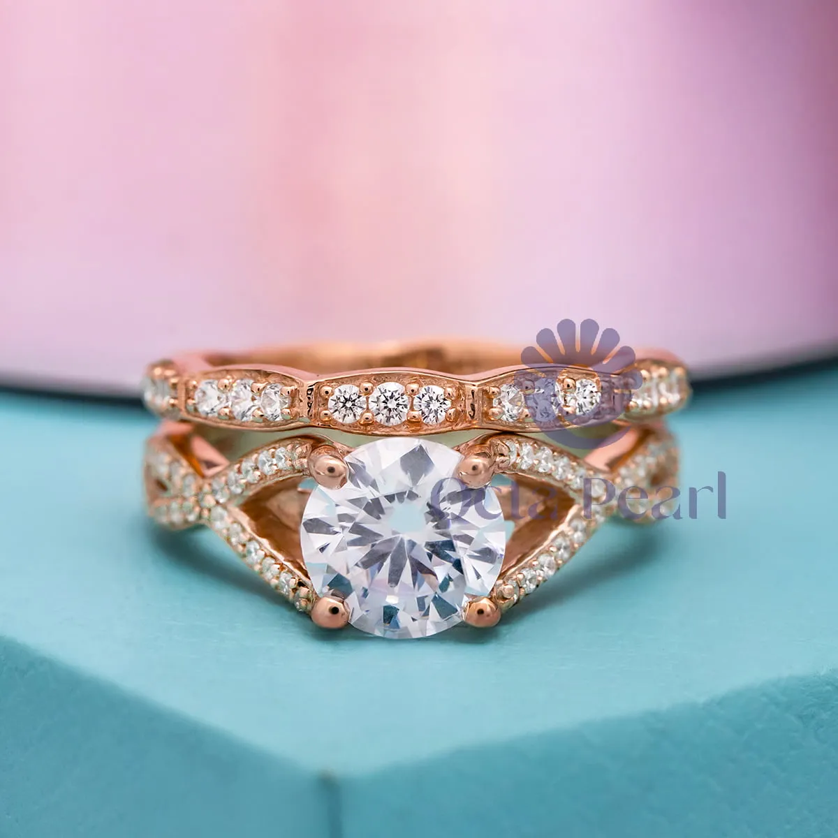 Round Moissanite Twisted Engagement Ring With Wedding Band For Wedding Gift