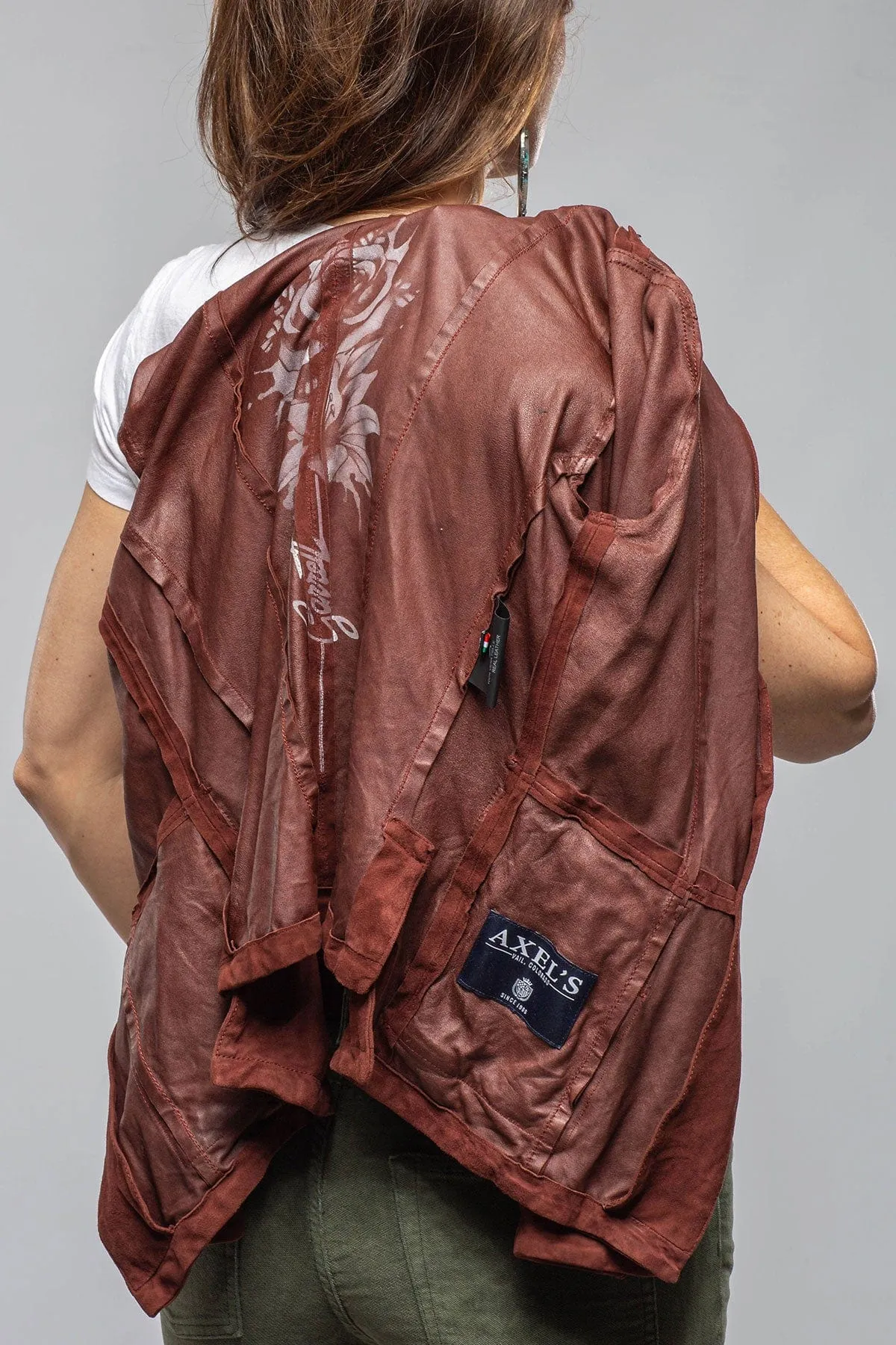 Scarlet Washed Suede Shirt In Burgundy