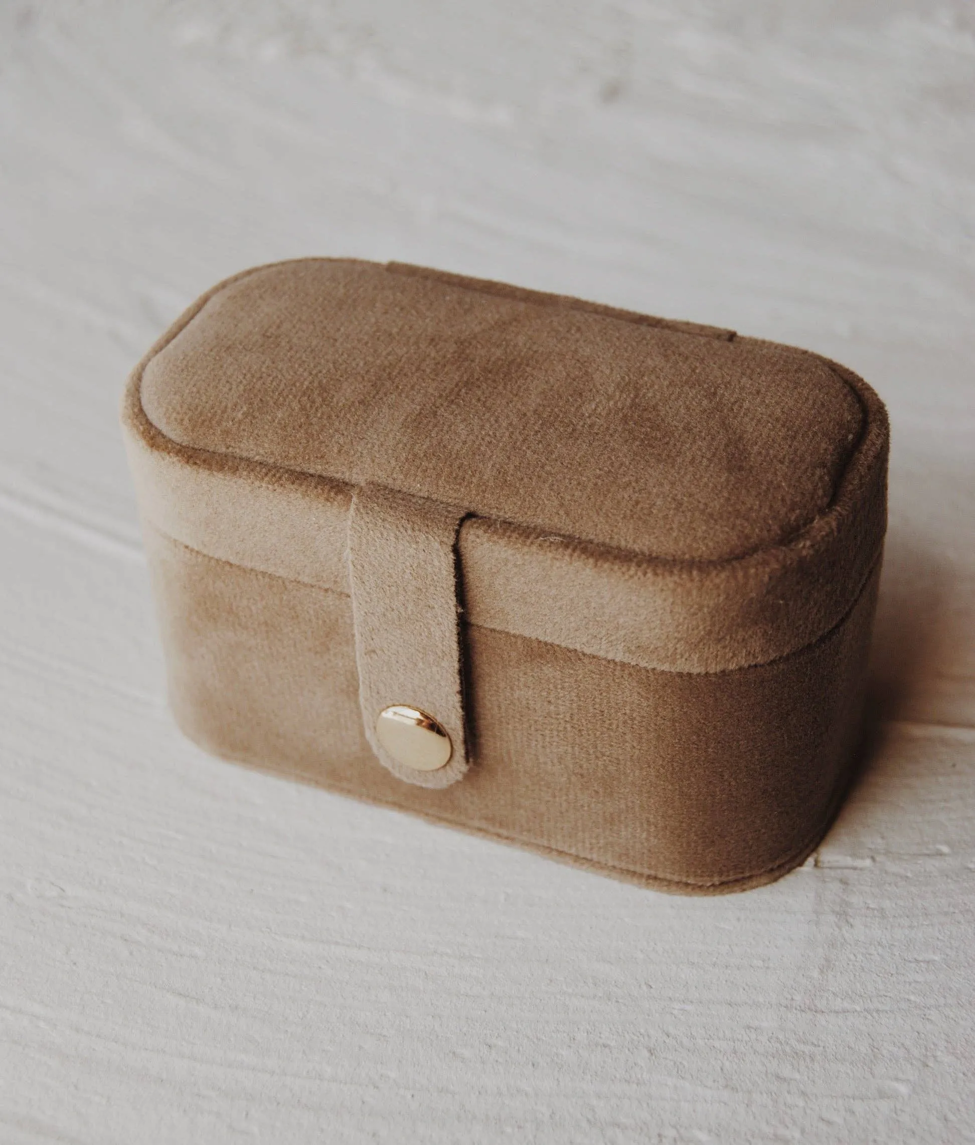 Sidekick Jewelry Box in Nudie