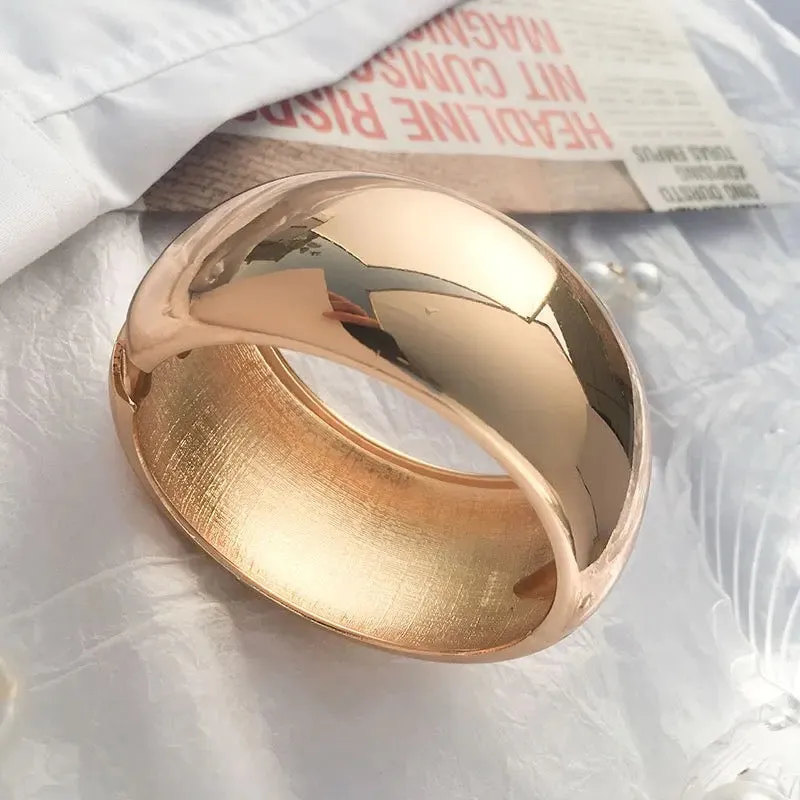 SIERRA BANGLE