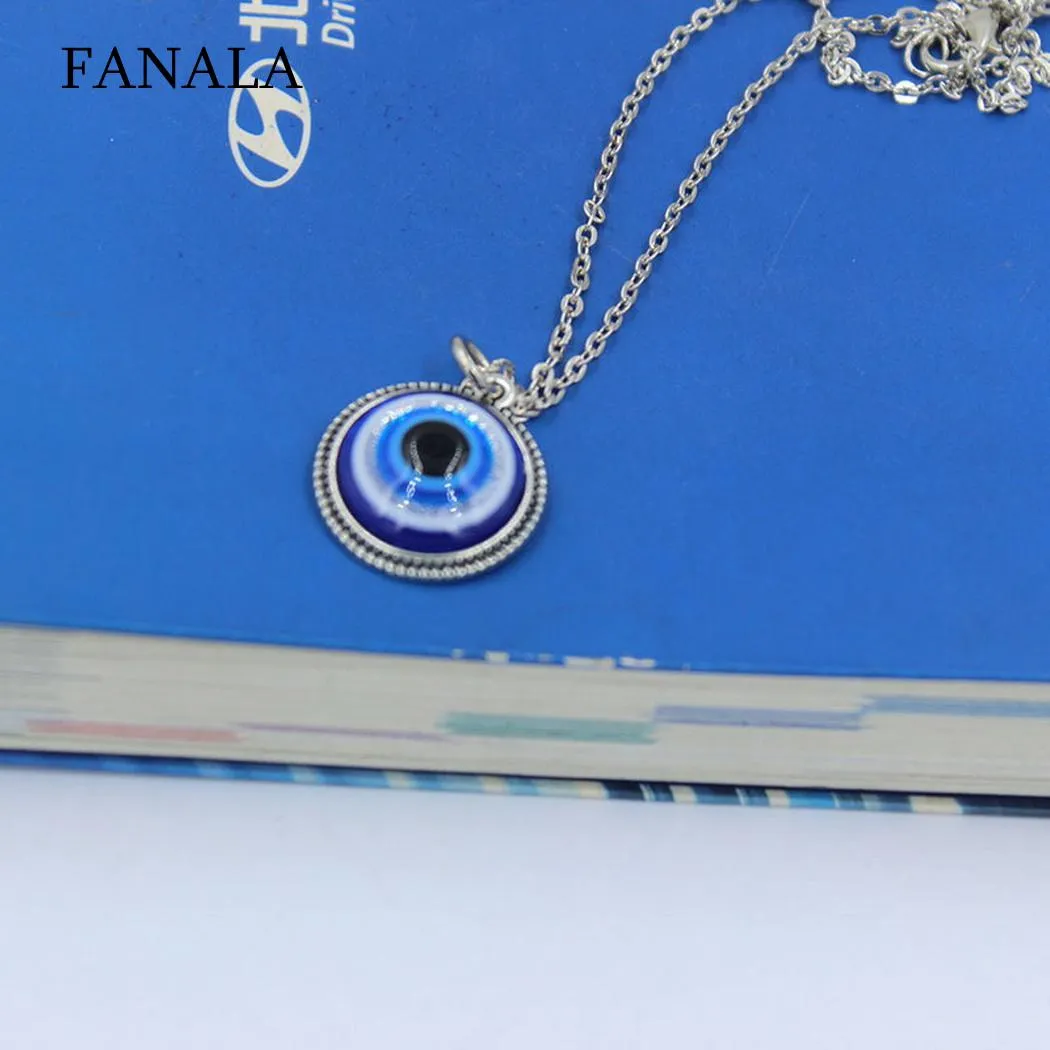 Silver Necklace Eye-Shape