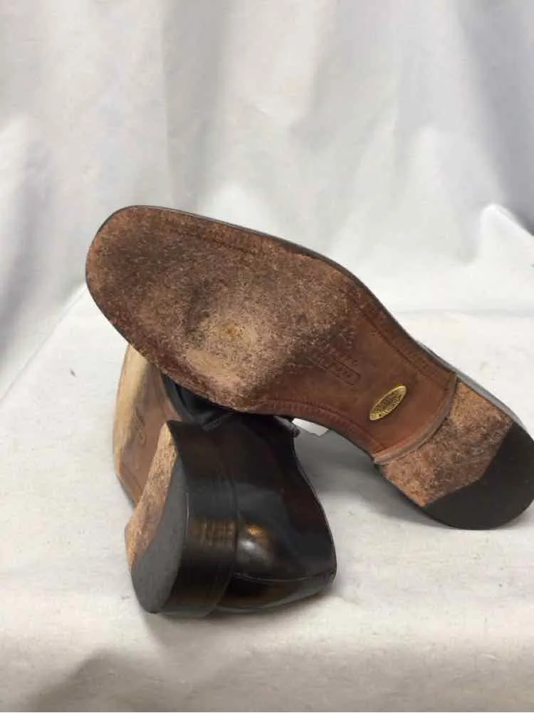 SIZE 8 1/2 FLORSHEIM Men's SHOES