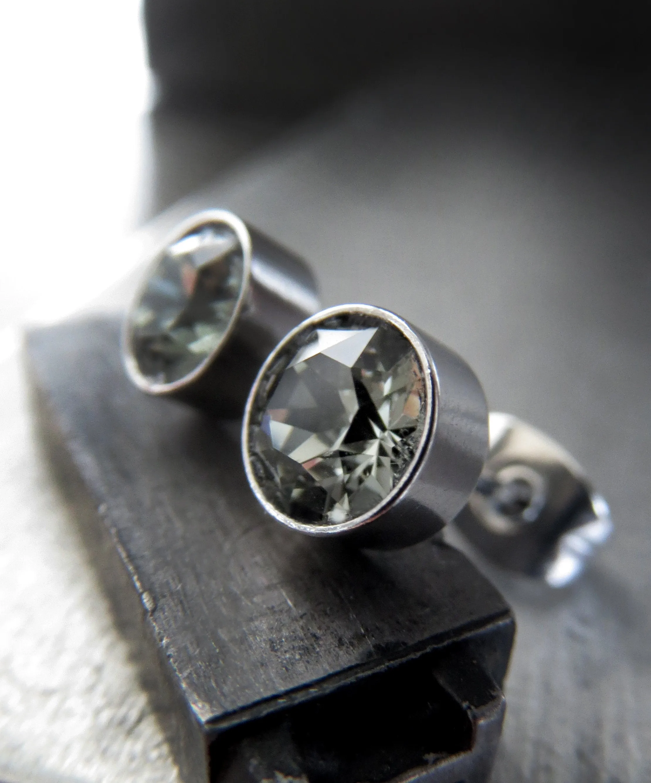 Small Grey Stud Earrings with Black Diamond Crystal