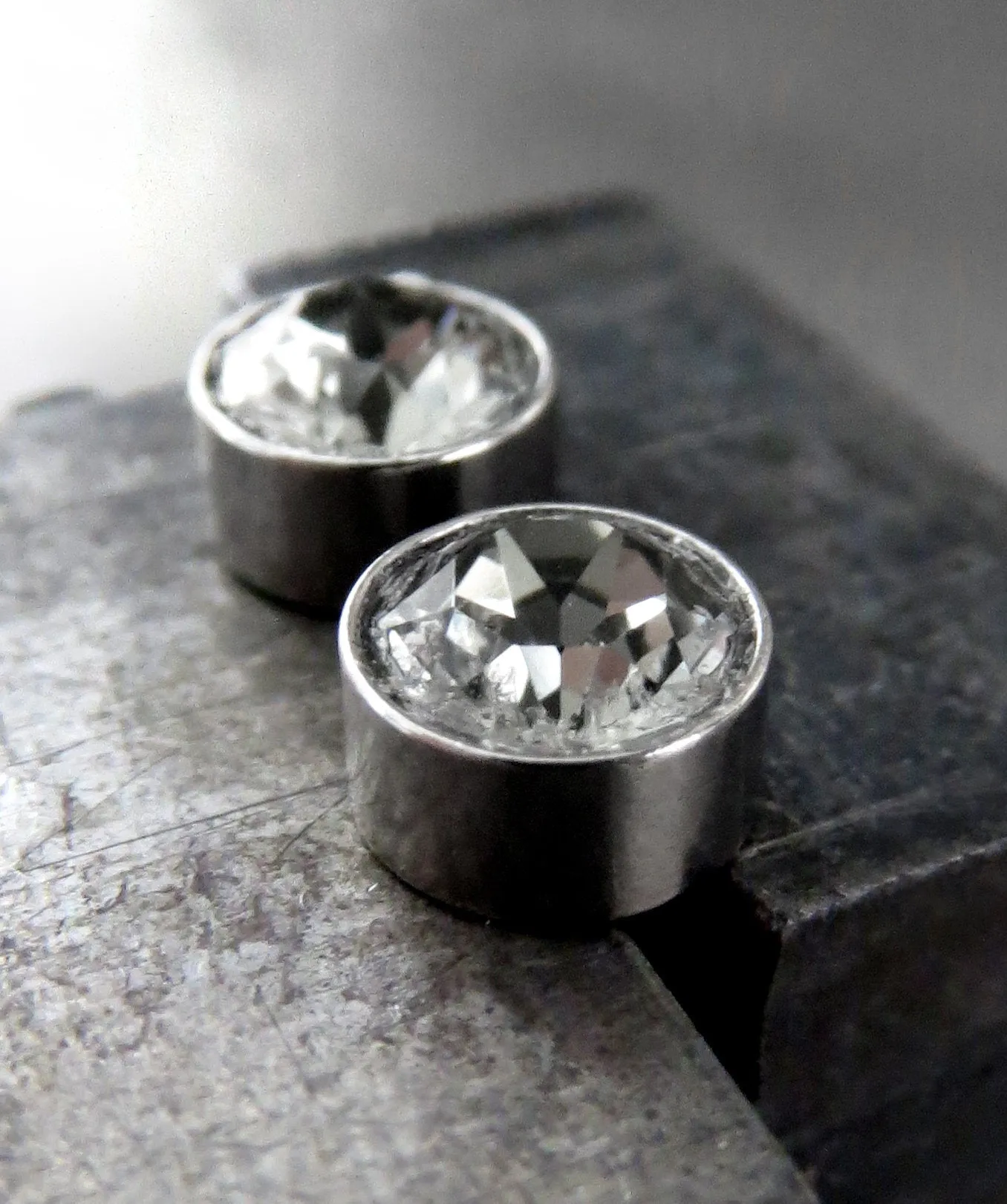 Small Grey Stud Earrings with Black Diamond Crystal