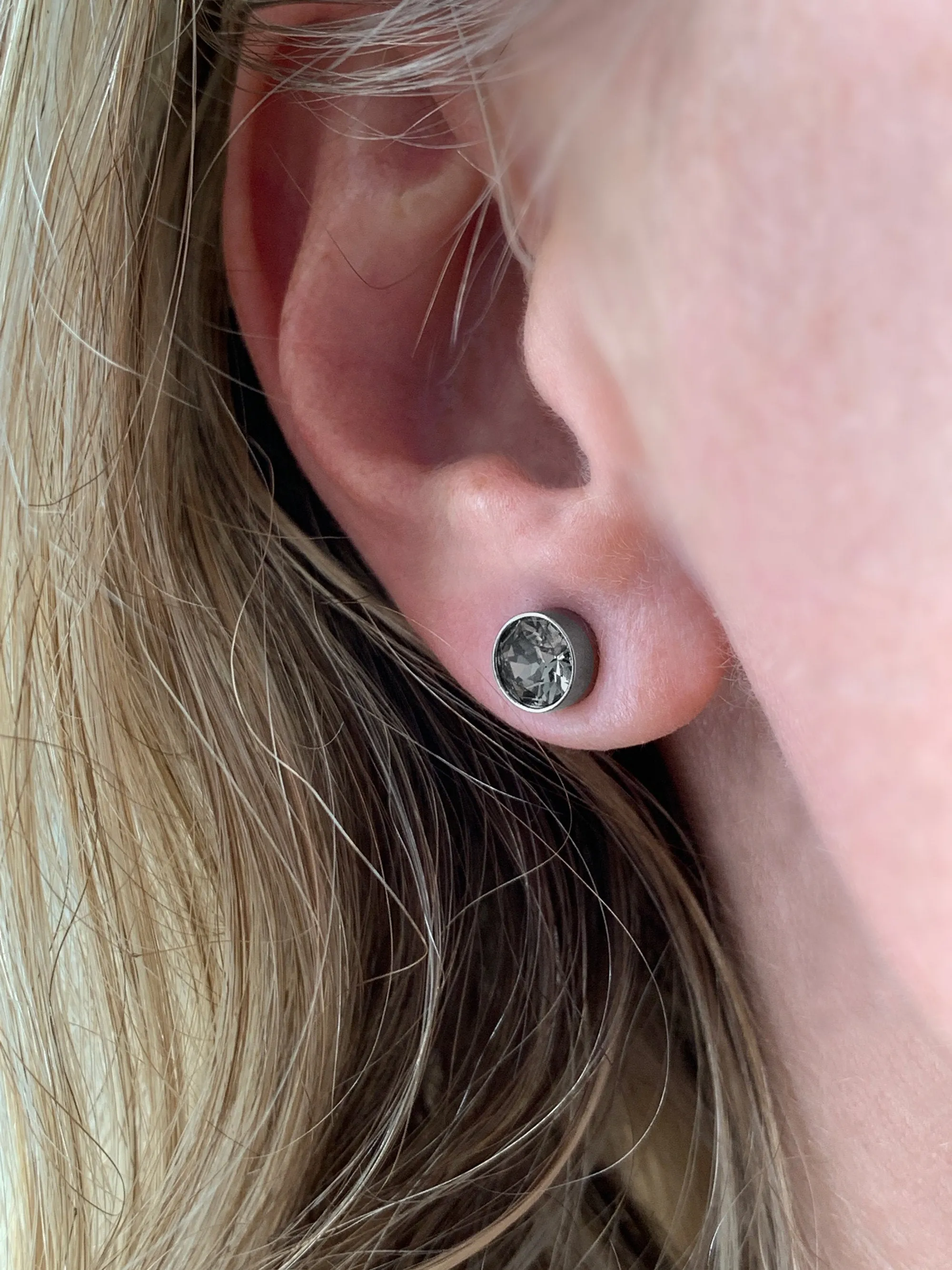 Small Grey Stud Earrings with Black Diamond Crystal