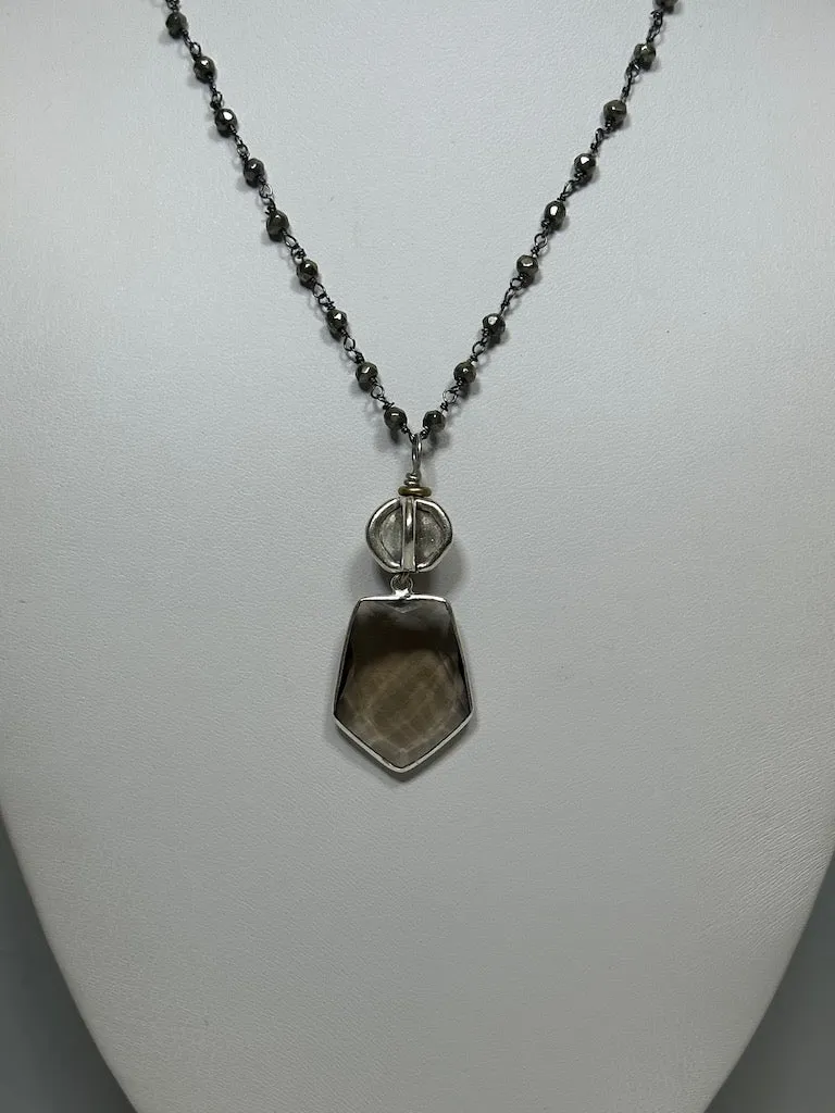 SMOKY QUARTZ AND PYRITE CHAIN NECKLACE LCN592