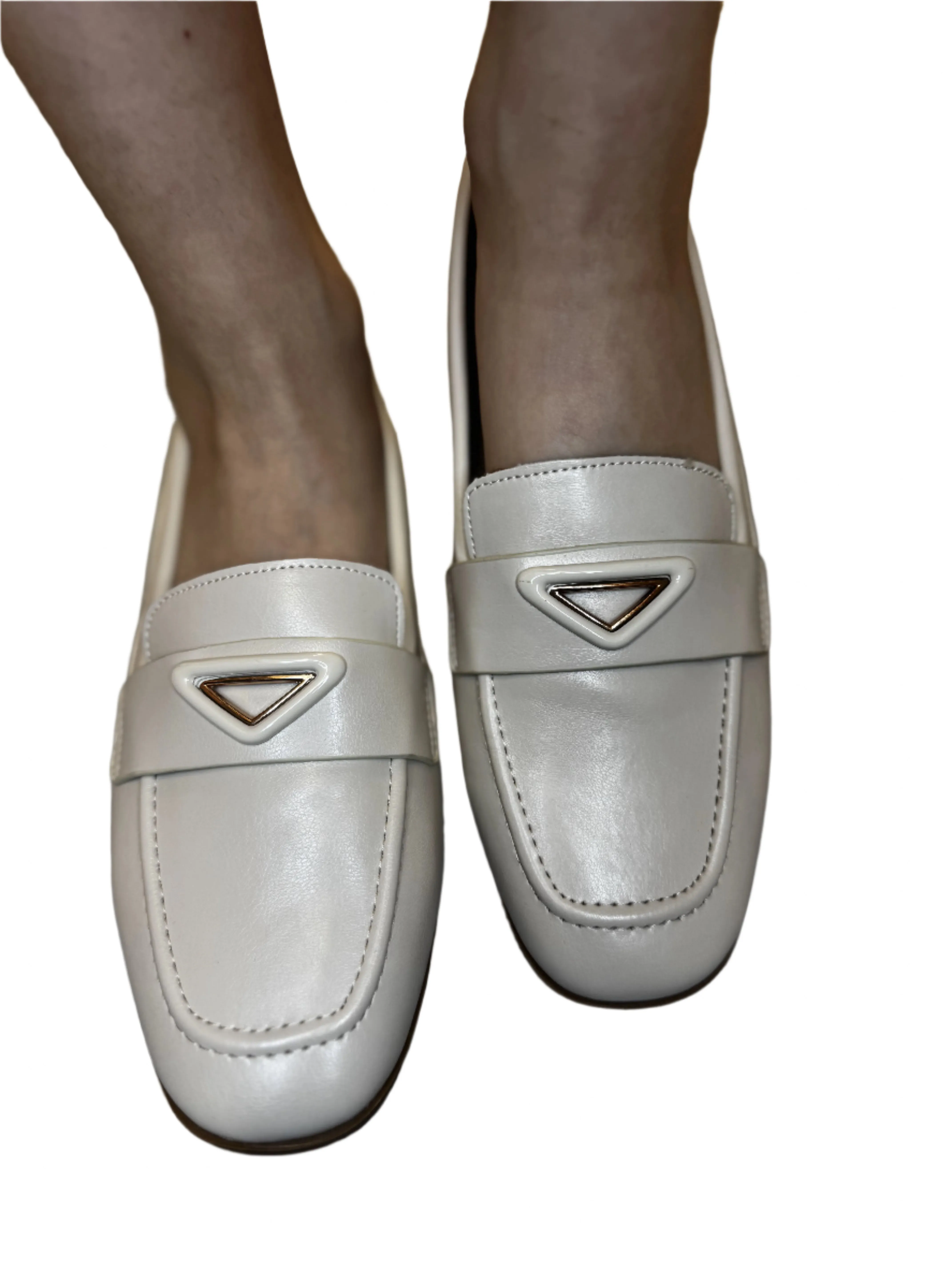 SQUARE TOE SLIDE IN LOAFER WITH METAL DETAIL STAKES-01
