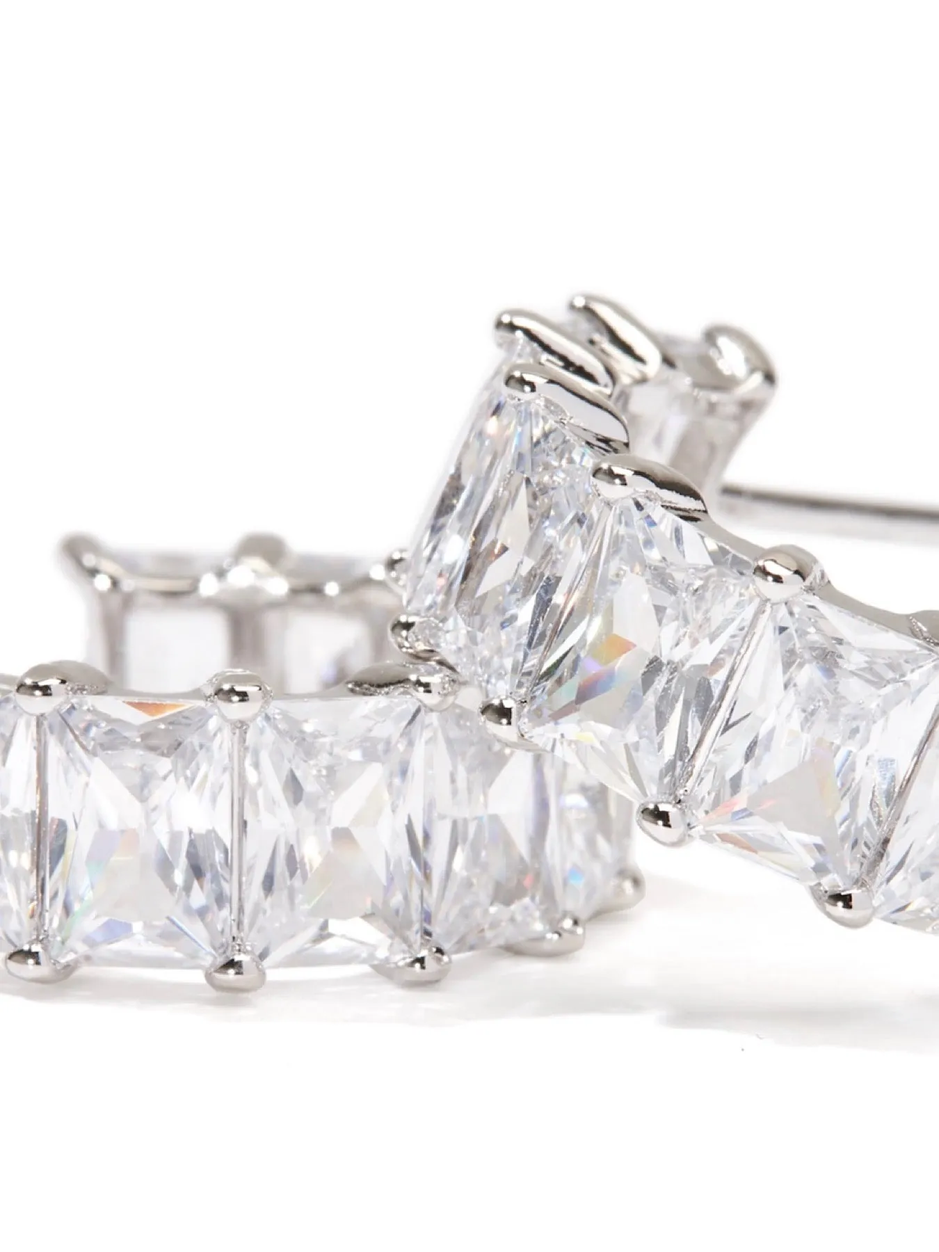 STATEMENT - Earrings • Color: White Gold