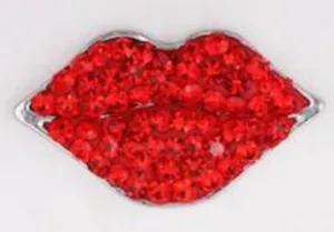 Statement Red Lips Snap