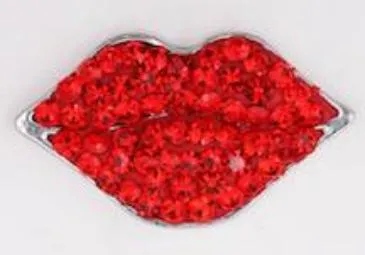 Statement Red Lips Snap
