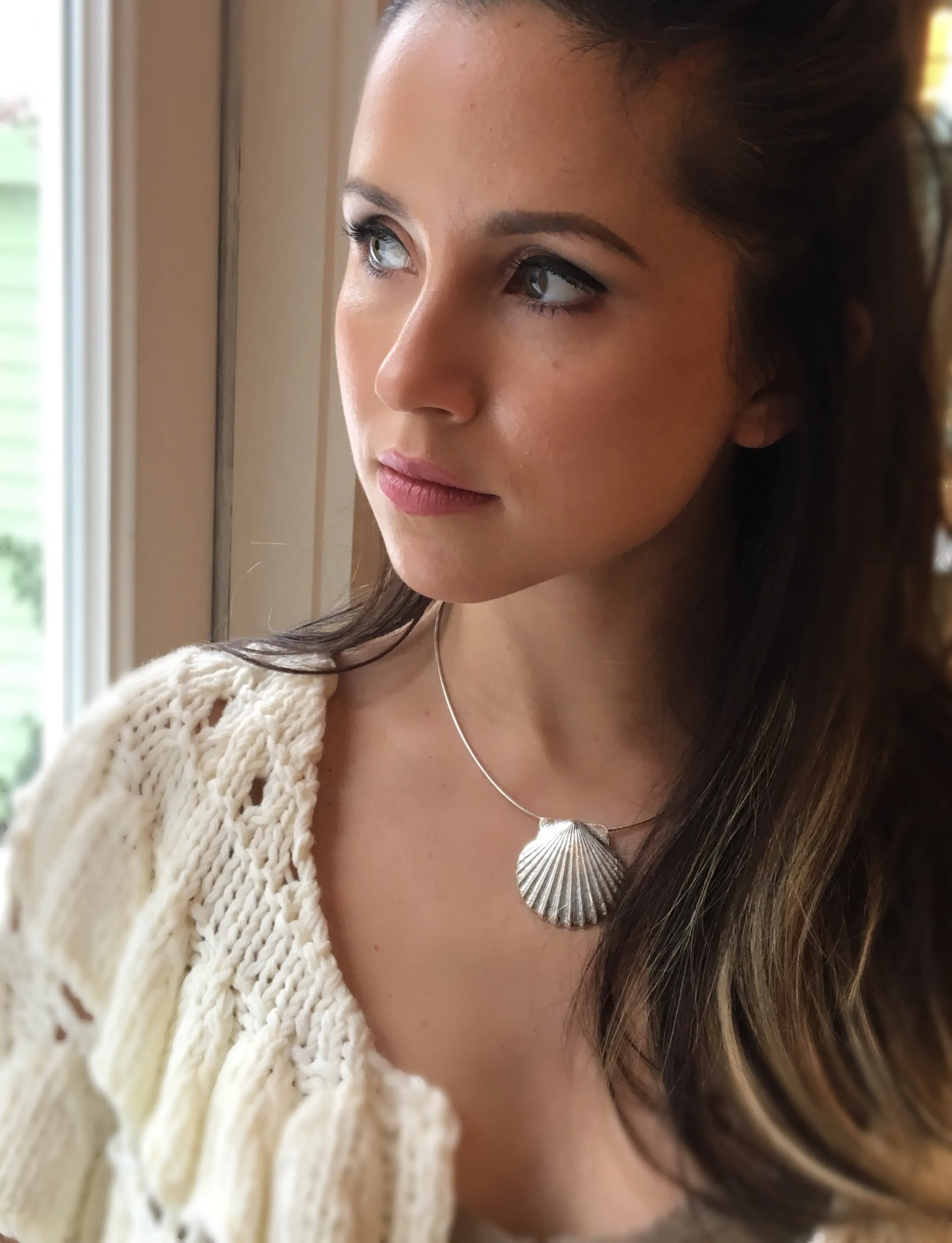 Statement Scallop Slide