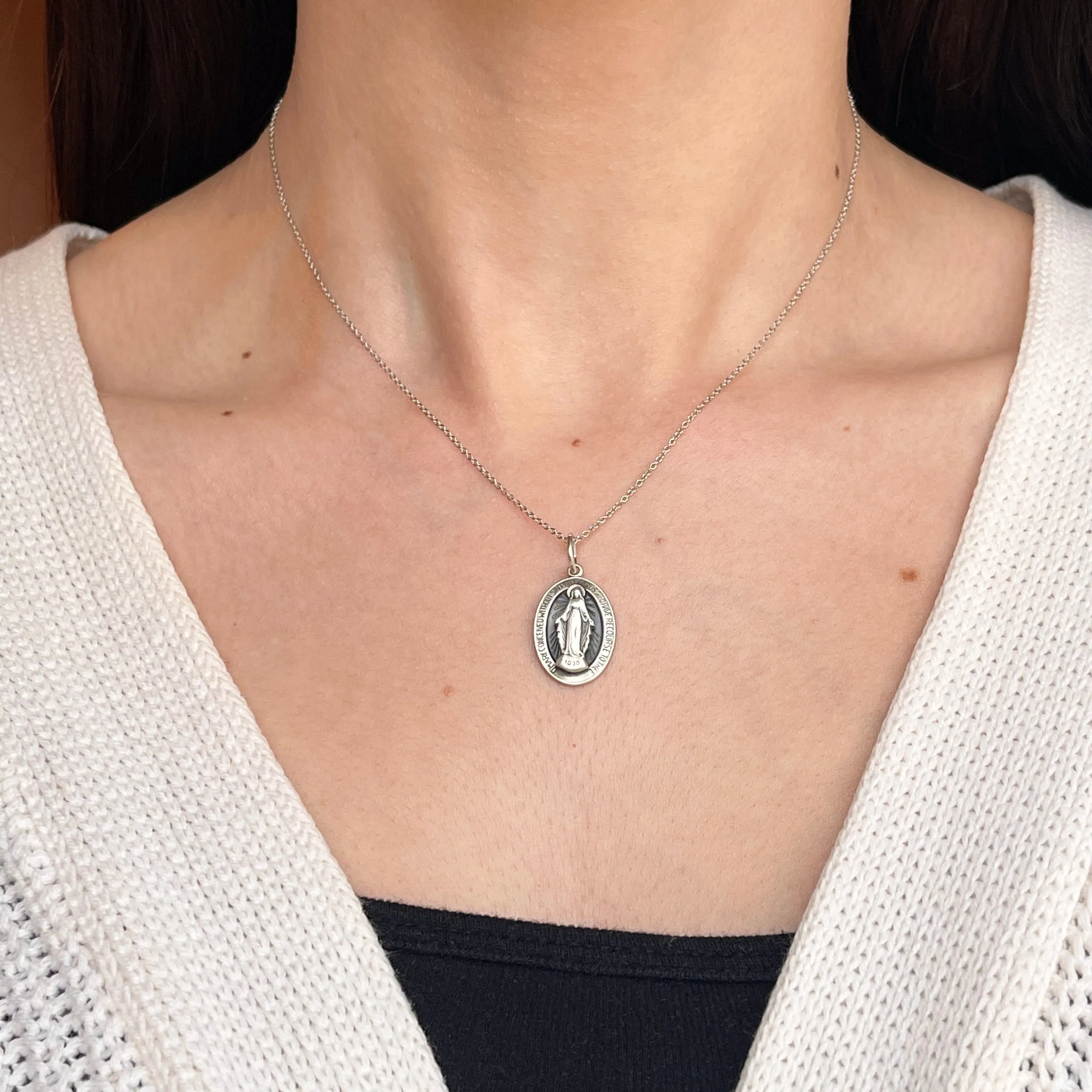 Sterling Silver Antiqued Miraculous Medal Oval Pendant 25mm