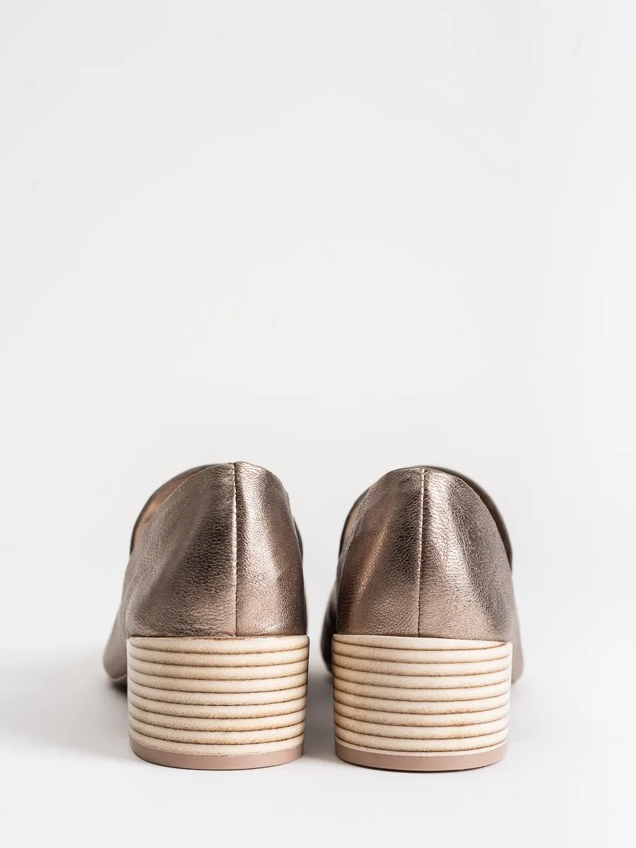tillie loafer - pyrite metallic