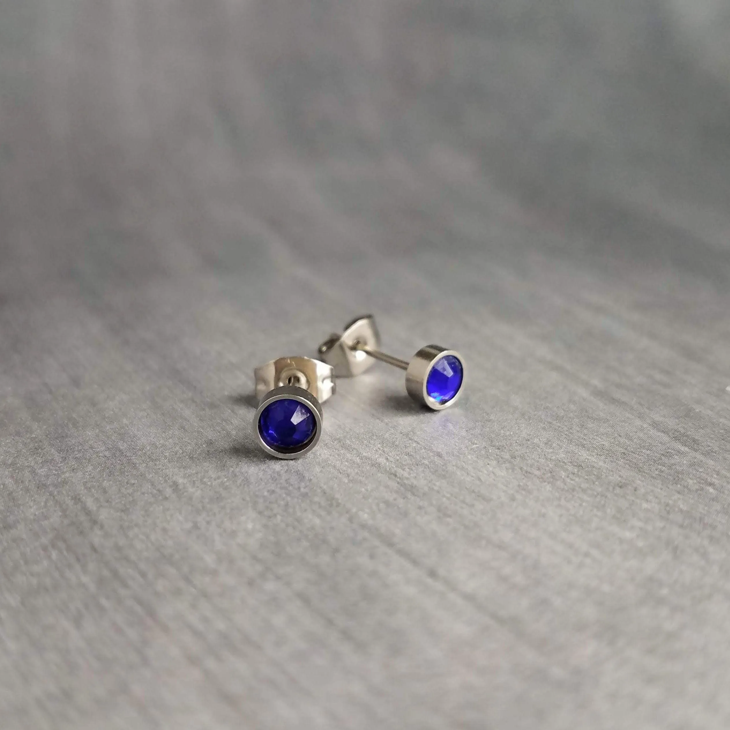 Tiny Silver Stud Earrings, cobalt blue stud, blue purple earring, stainless steel studs, hypoallergenic earring, girls 5mm, small round