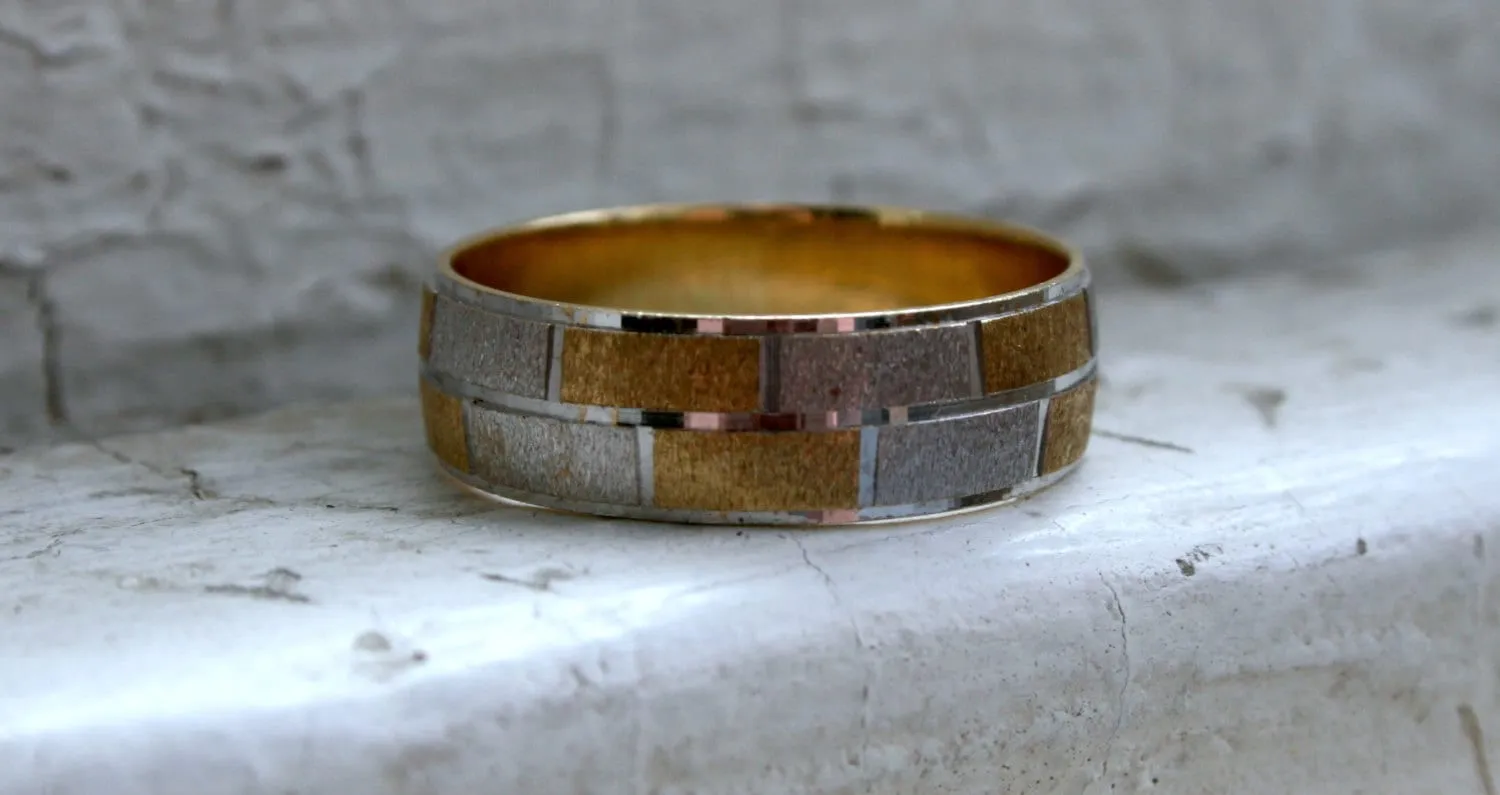 Vintage Men&#39;s Vintage 14K White/ Yellow Gold Wedding Band.