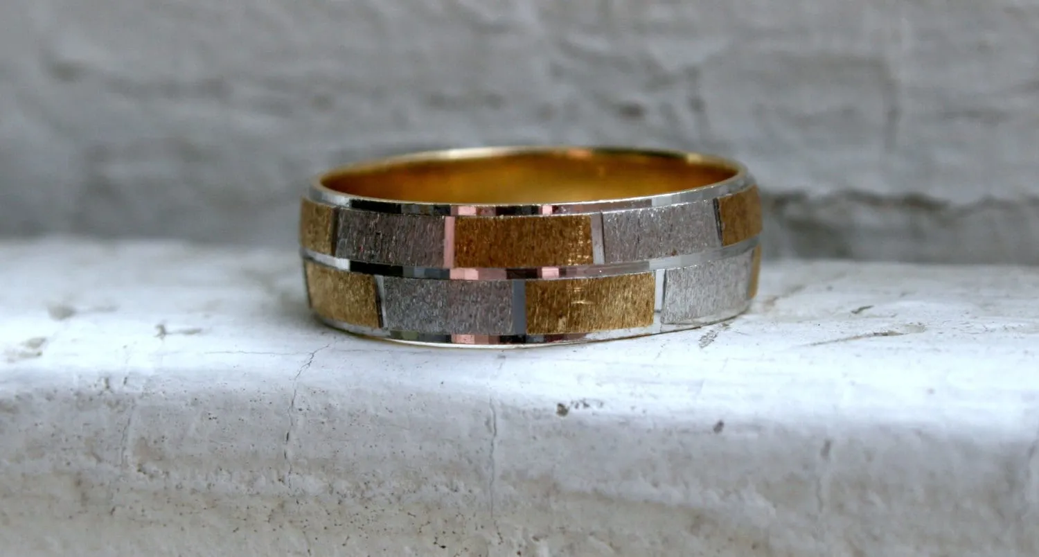 Vintage Men&#39;s Vintage 14K White/ Yellow Gold Wedding Band.